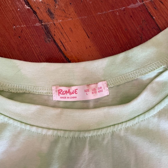 Romwe Bleach Tie Dye Crop Lime Green T Shirt - Picture 4 of 4